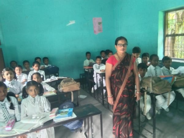 Pushpa Kumari - Hindi Teacher